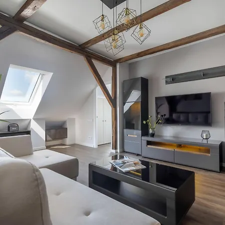 Saints アパート *